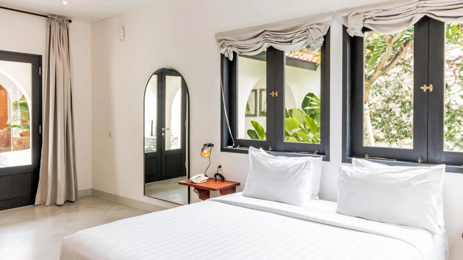 **** Resort Happy Together By Kresna Hospitality Seminyak Indonesië
