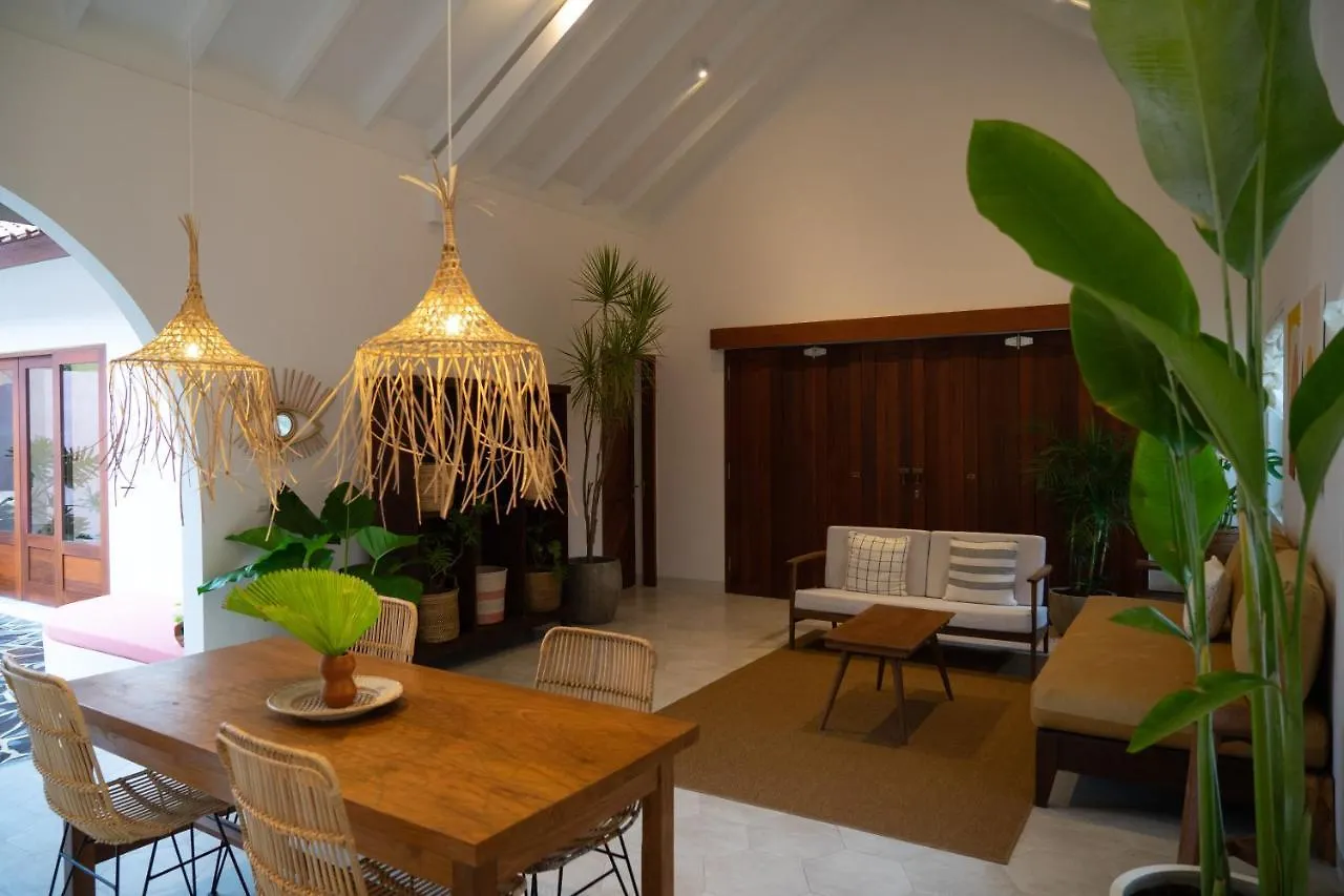 **** Resort Happy Together By Kresna Hospitality Seminyak Indonesië